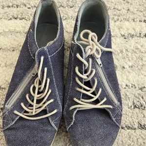 Italian Sneakers size 7